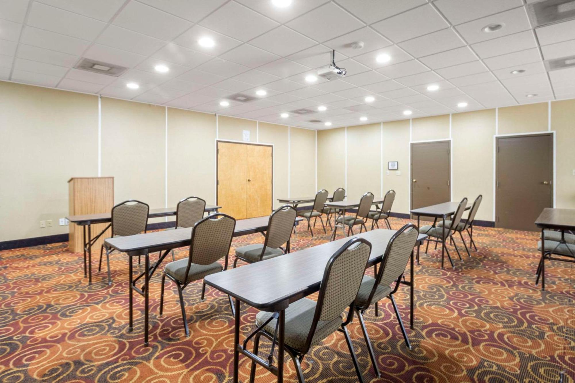 Quality Suites Hickory South Zewnętrze zdjęcie