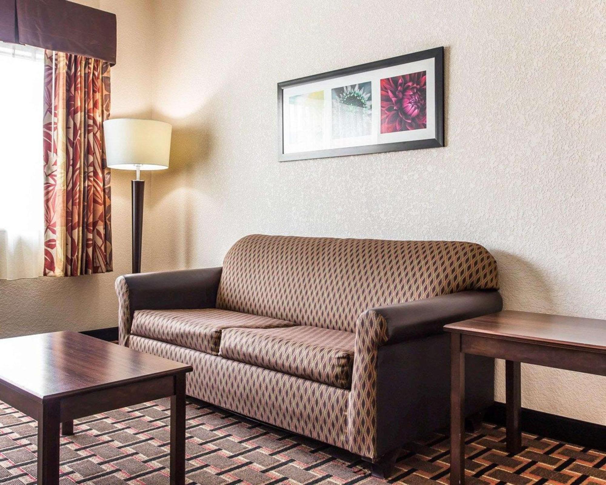 Quality Suites Hickory South Zewnętrze zdjęcie