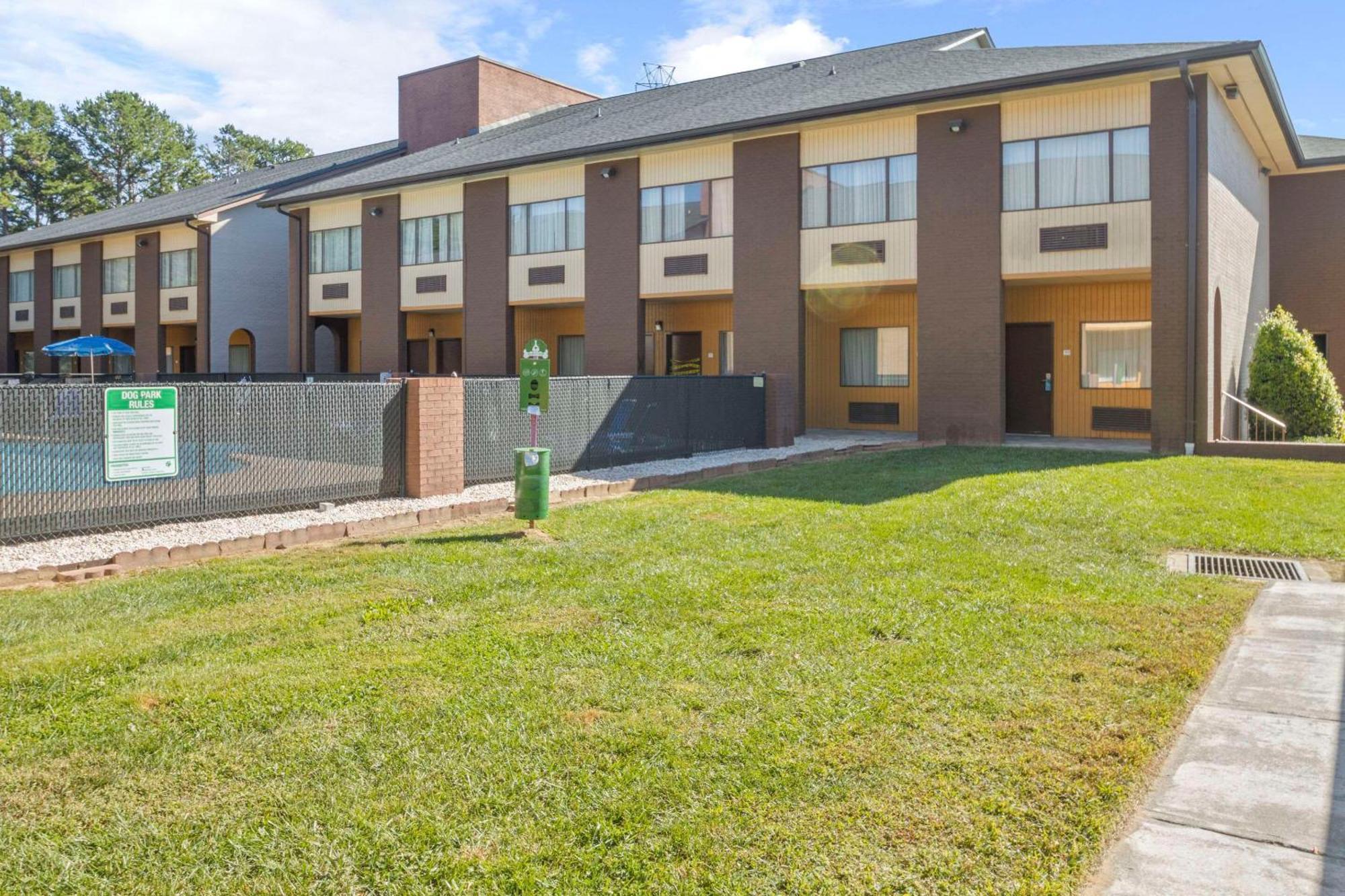Quality Suites Hickory South Zewnętrze zdjęcie