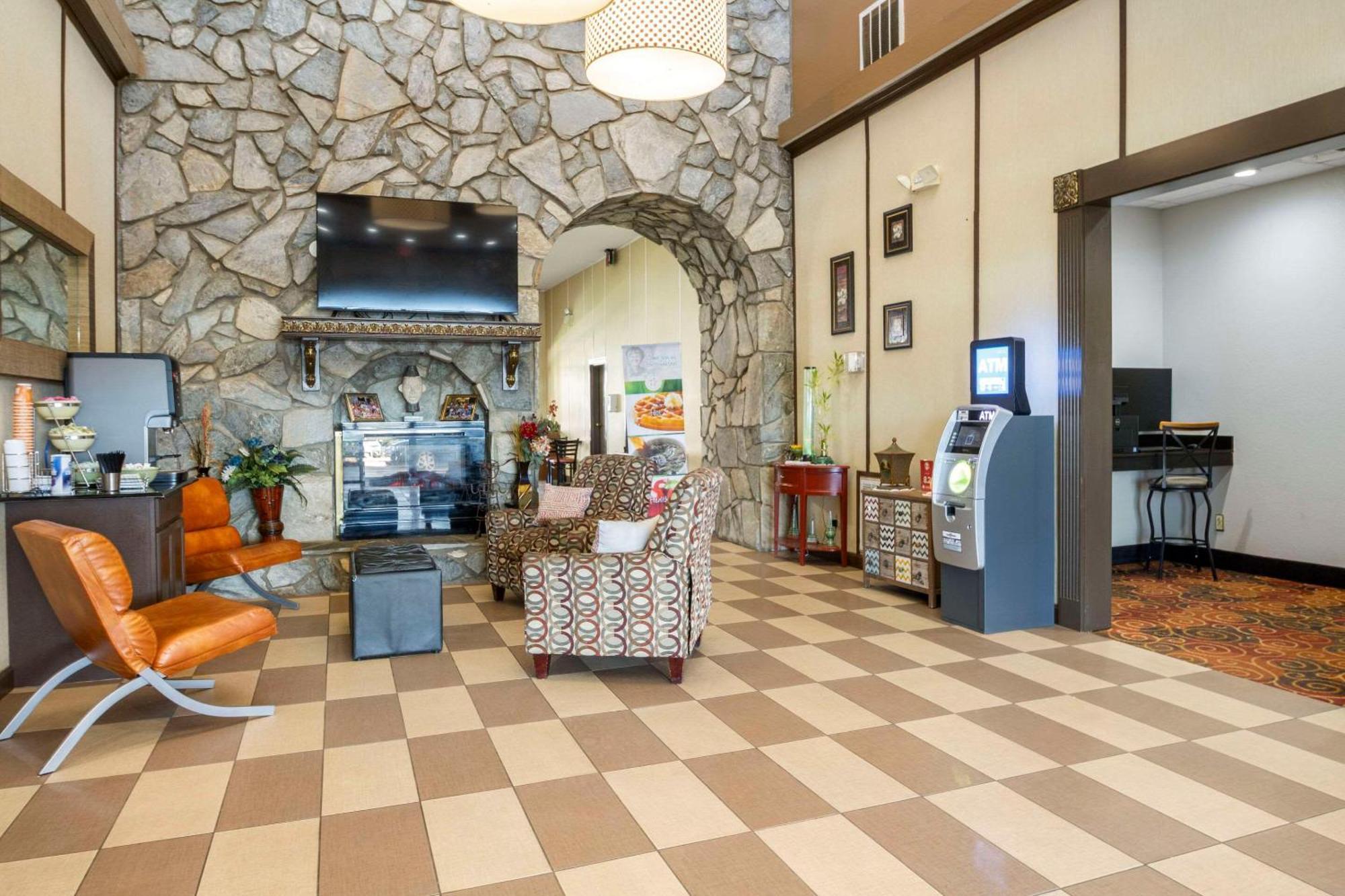 Quality Suites Hickory South Zewnętrze zdjęcie