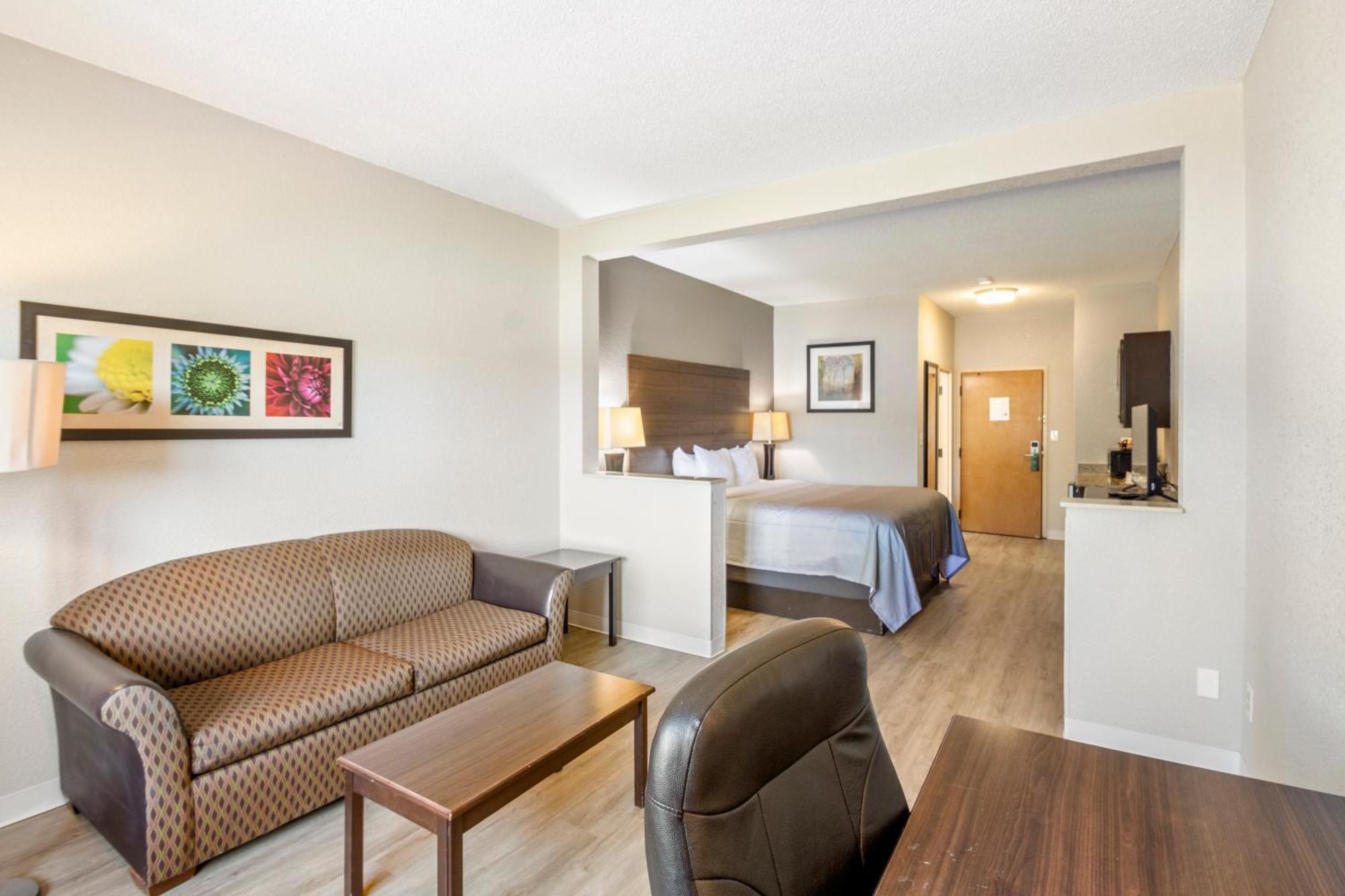 Quality Suites Hickory South Zewnętrze zdjęcie