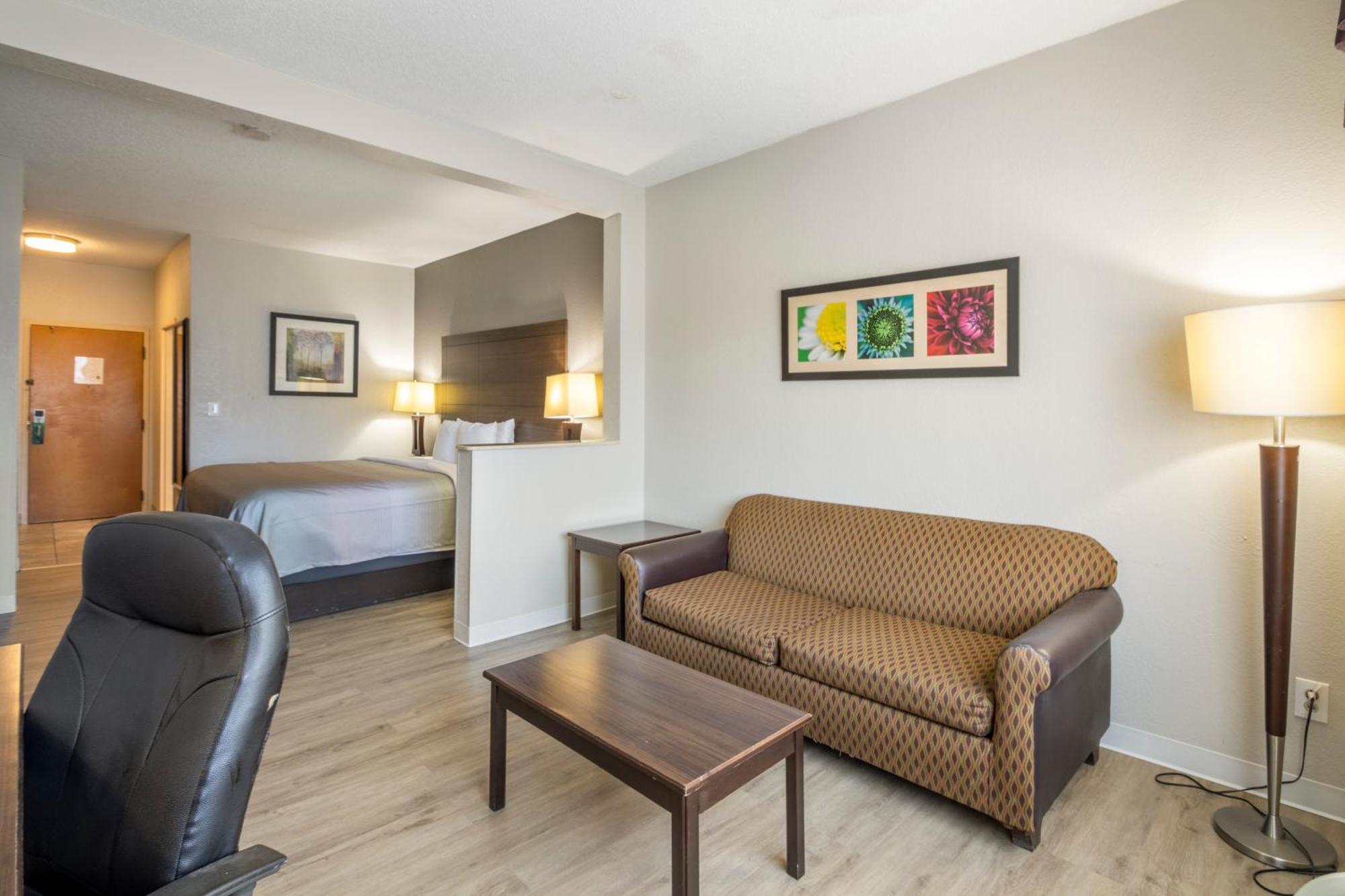 Quality Suites Hickory South Zewnętrze zdjęcie