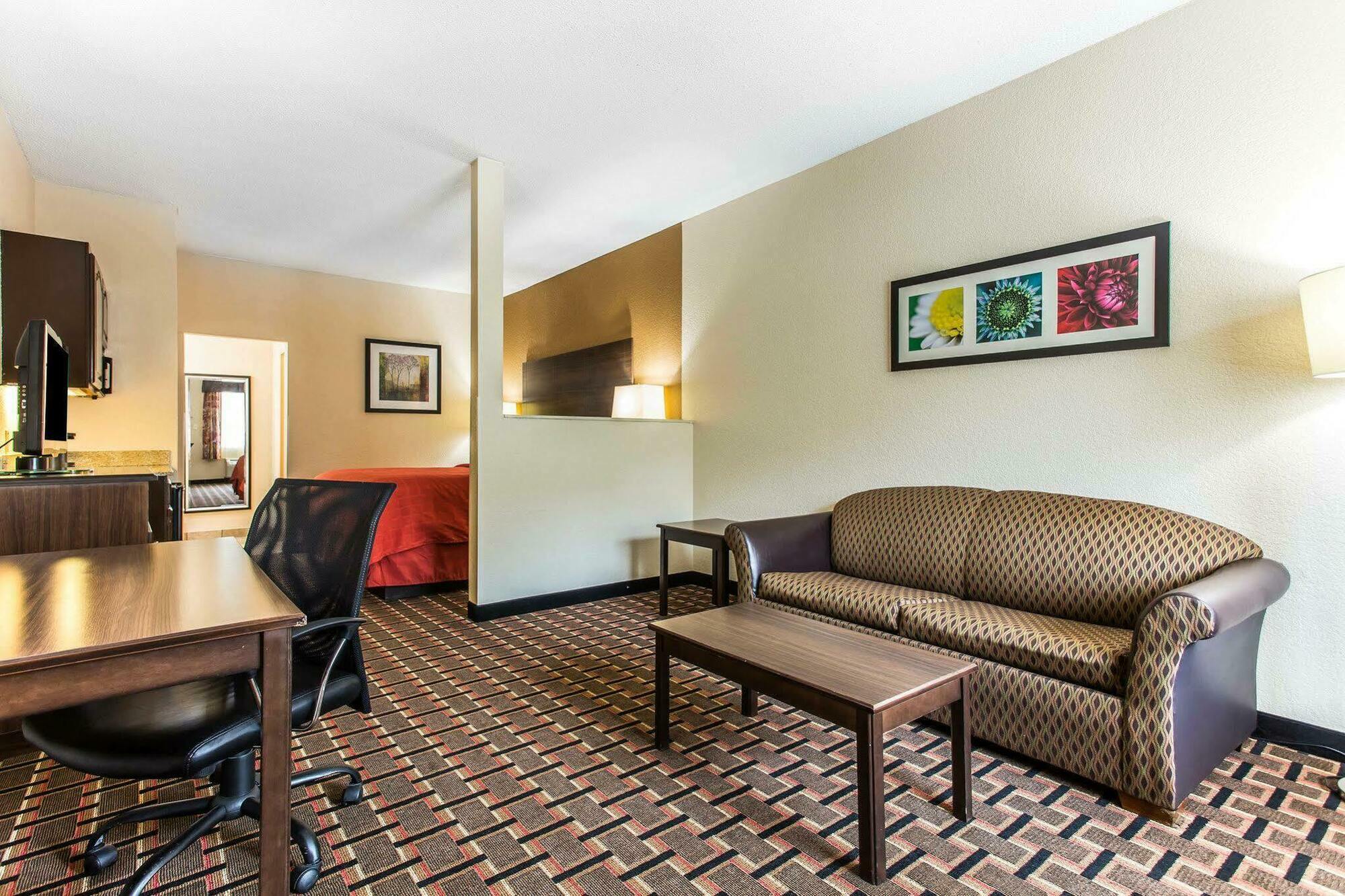 Quality Suites Hickory South Zewnętrze zdjęcie